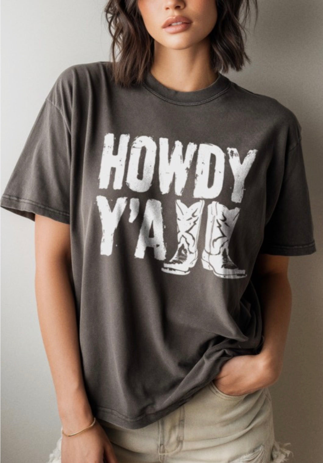 Howdy Y’All Graphic Tee