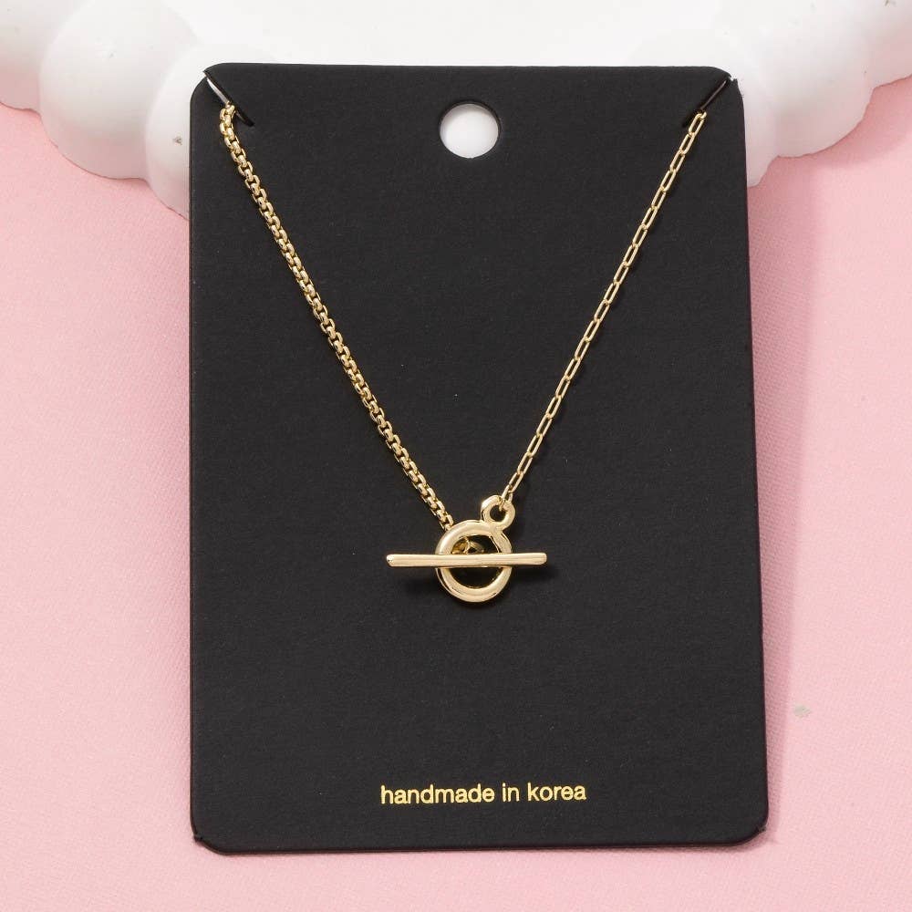 Toggle Clasp Pendant Necklace