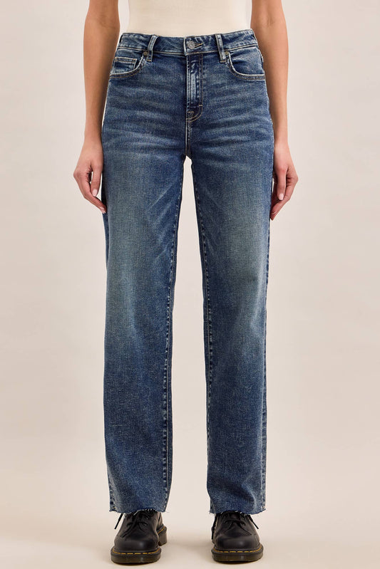 Erica HR Classic Straight Jean