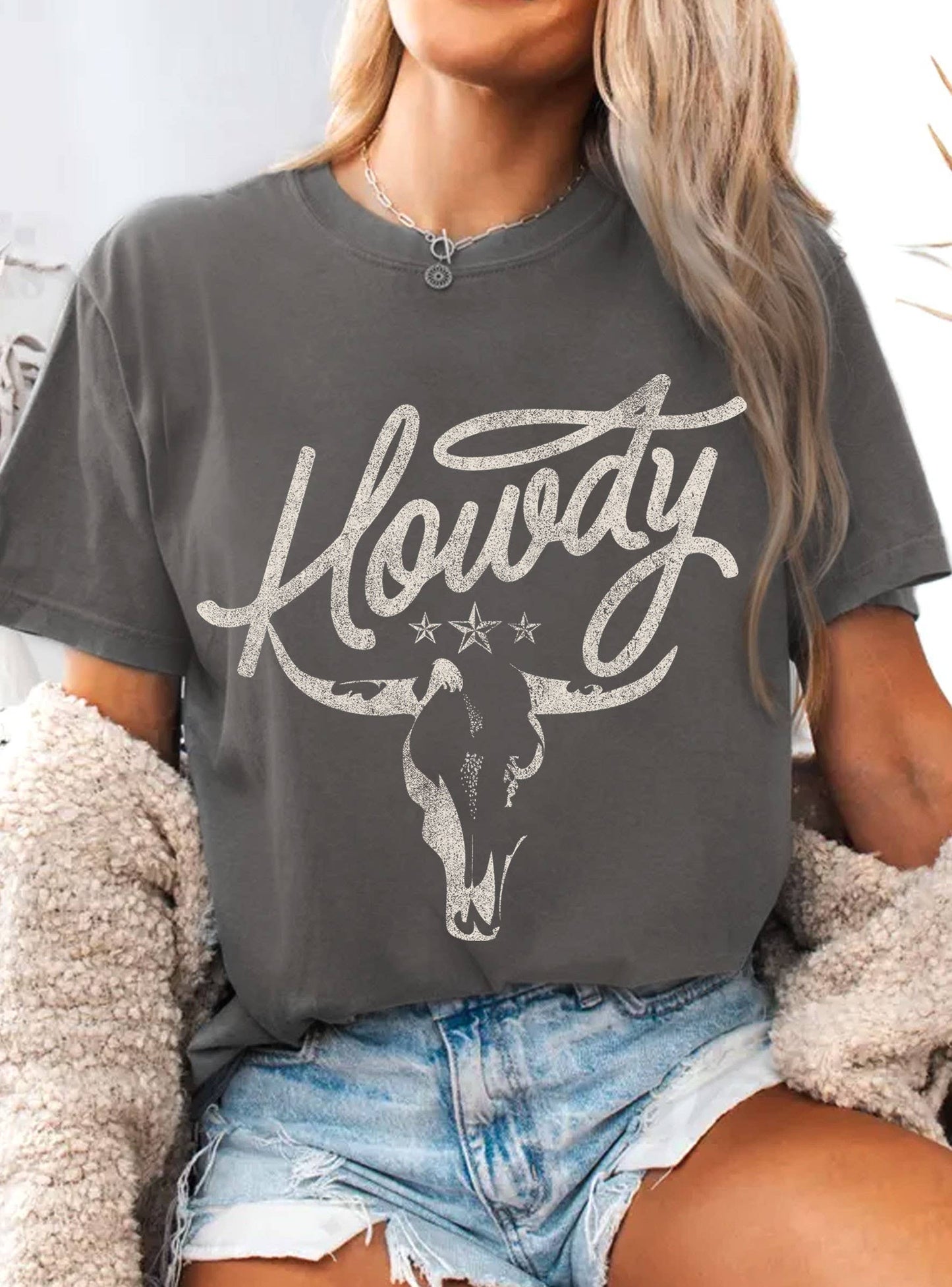 Howdy Cow Skull Graphic Tee