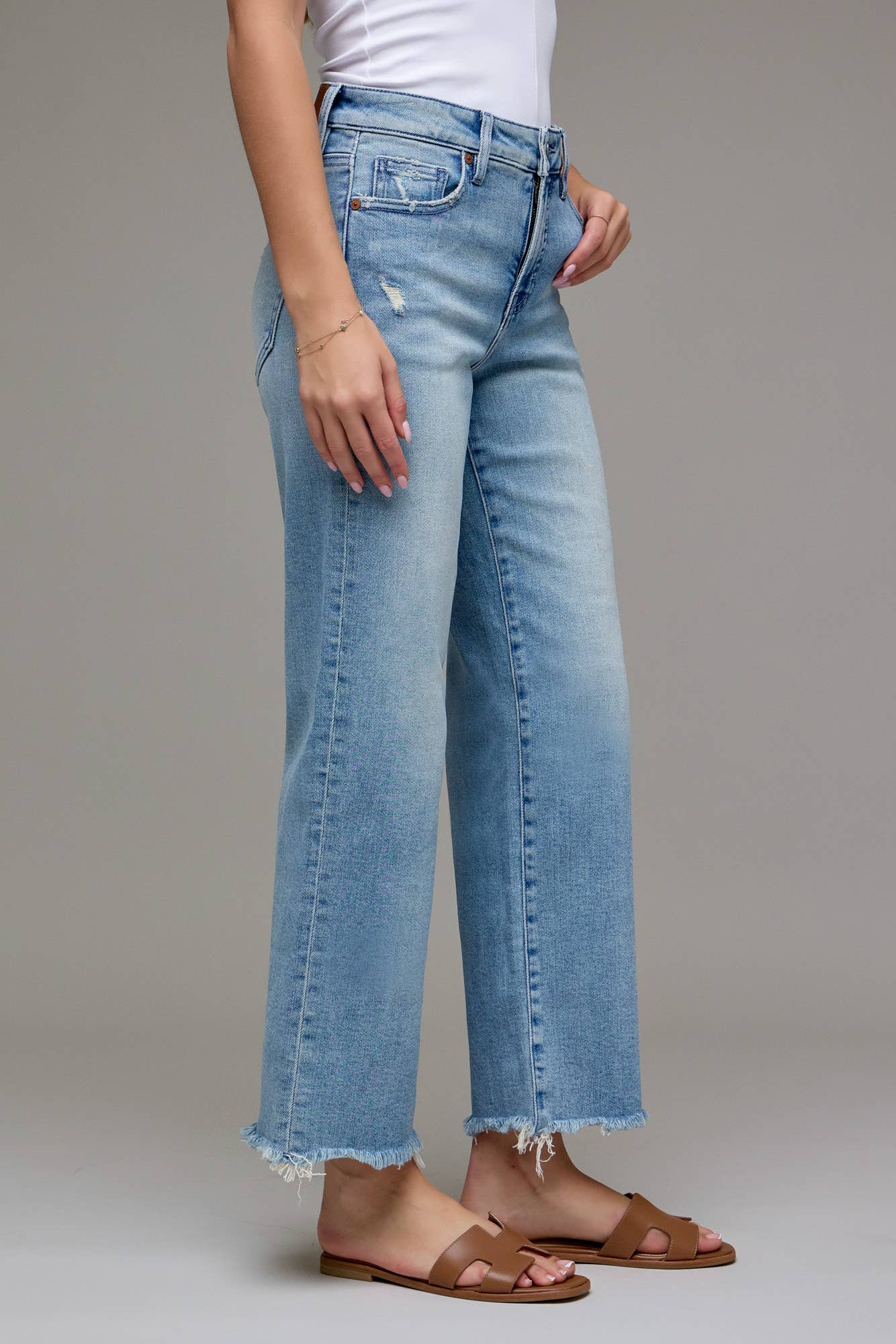 Betsy MR Stretch Crop Jean