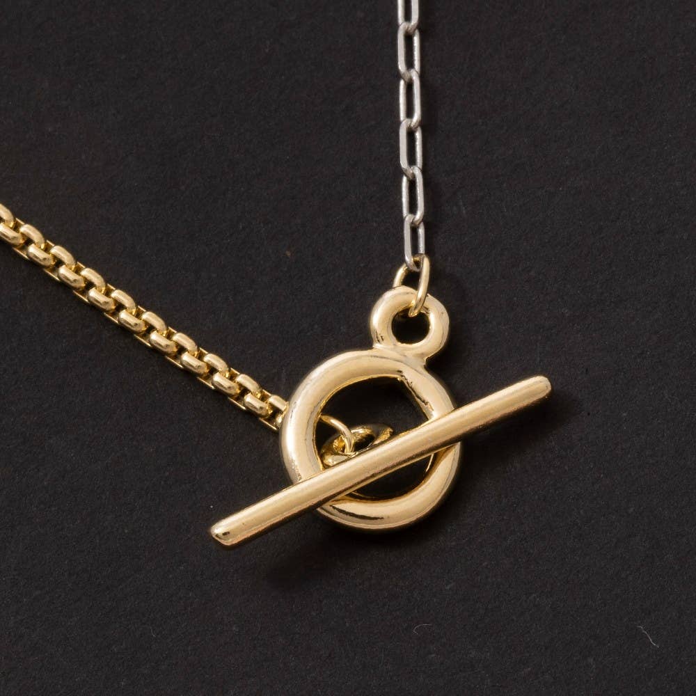 Toggle Clasp Pendant Necklace